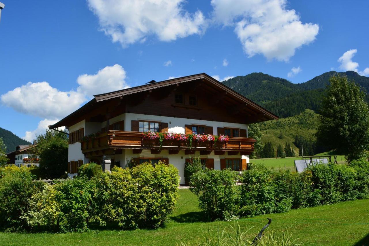 Gaestehaus Glaagut - Familie Hain Vila Hochfilzen Exterior foto