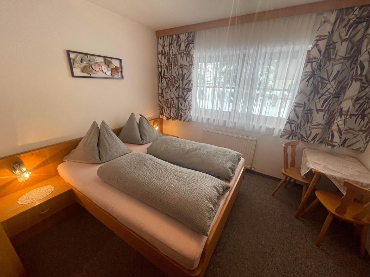Gaestehaus Glaagut - Familie Hain Vila Hochfilzen Exterior foto