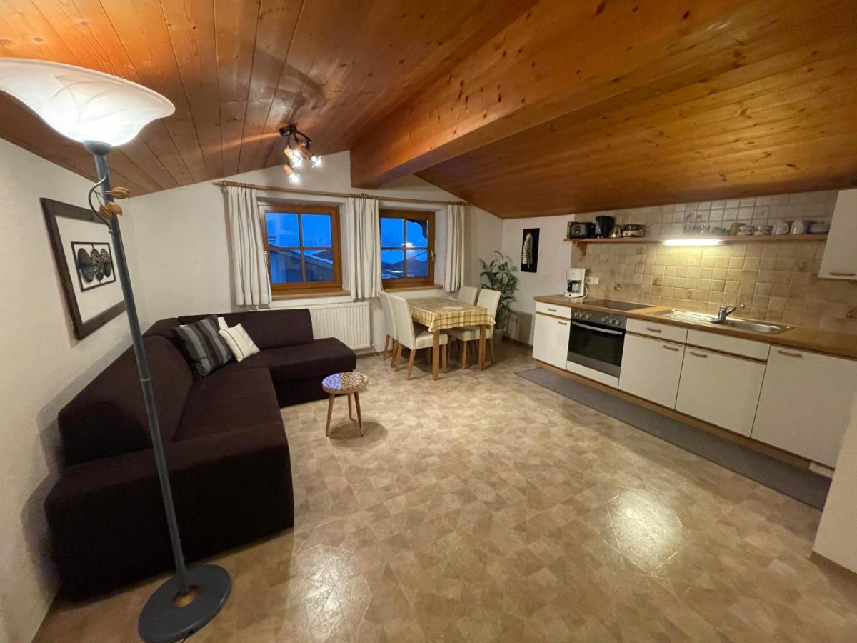 Gaestehaus Glaagut - Familie Hain Vila Hochfilzen Exterior foto